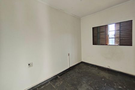 Casa à venda com 225m², 4 quartos e 3 vagasEdícula - Quarto