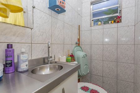 Casa à venda com 110m², 3 quartos e sem vagaBanheiro