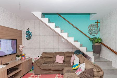 Casa à venda com 110m², 3 quartos e sem vagaSala e cozinha