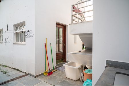 Casa para alugar com 412m², 4 quartos e 6 vagasÁrea comum - Churrasqueira