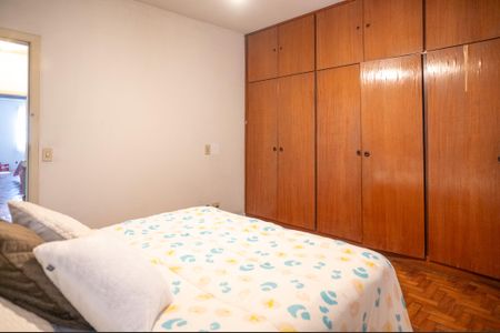 Casa para alugar com 412m², 4 quartos e 6 vagasSuíte 3