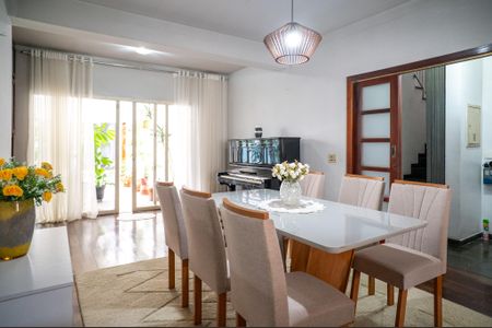 Casa para alugar com 412m², 4 quartos e 6 vagasSala de Jantar