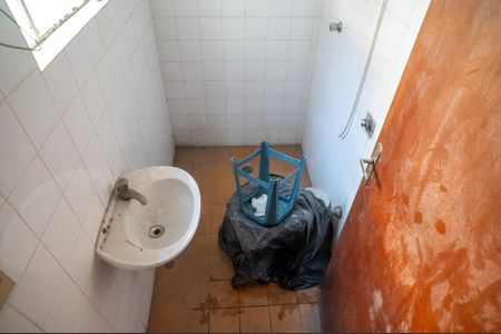 Casa para alugar com 412m², 4 quartos e 6 vagasEdícula - Banheiro