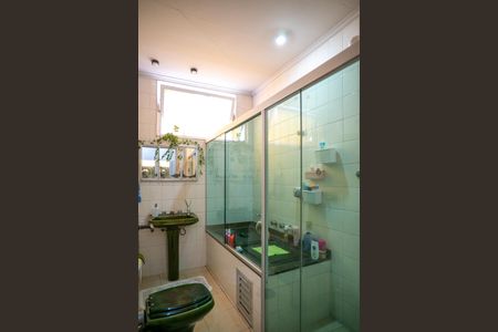 Casa para alugar com 412m², 4 quartos e 6 vagasBanheiro Social