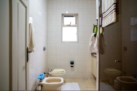 Casa para alugar com 412m², 4 quartos e 6 vagasBanheiro da Suíte 3