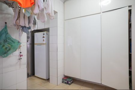 Casa para alugar com 412m², 4 quartos e 6 vagasÁrea de Serviço