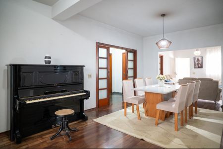 Casa para alugar com 412m², 4 quartos e 6 vagasSala de Jantar