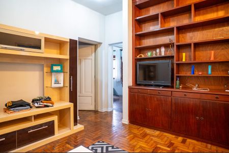 Casa para alugar com 412m², 4 quartos e 6 vagasSala 3