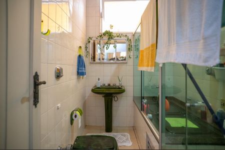 Casa para alugar com 412m², 4 quartos e 6 vagasBanheiro Social