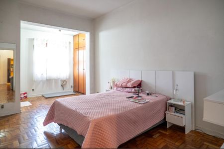 Casa para alugar com 412m², 4 quartos e 6 vagasSuíte 4