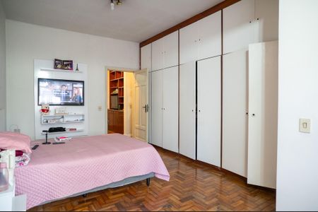 Casa para alugar com 412m², 4 quartos e 6 vagasSuíte 4