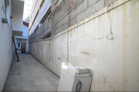 Casa para alugar com 412m², 4 quartos e 6 vagasQuintal