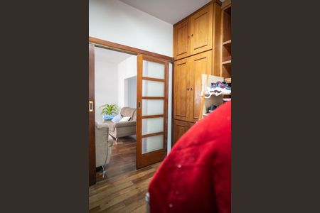 Casa para alugar com 412m², 4 quartos e 6 vagasEscritório