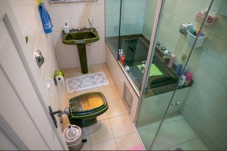 Casa para alugar com 412m², 4 quartos e 6 vagasBanheiro Social