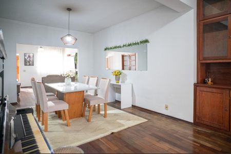 Casa para alugar com 412m², 4 quartos e 6 vagasSala de Jantar