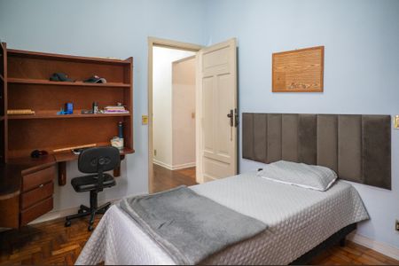 Casa para alugar com 412m², 4 quartos e 6 vagasSuíte 2