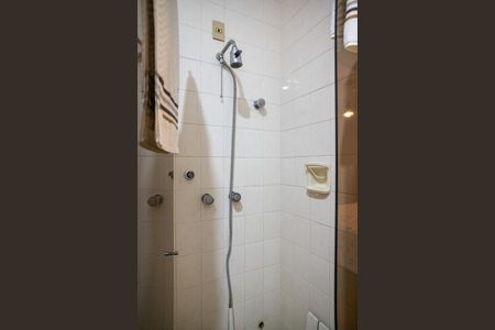 Casa para alugar com 412m², 4 quartos e 6 vagasBanheiro da Suíte 3