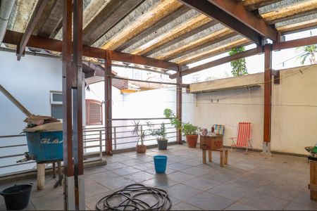 Casa para alugar com 412m², 4 quartos e 6 vagasEdícula - Varanda