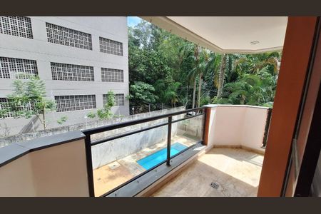 Apartamento à venda com 150m², 2 quartos e 2 vagasFoto 03