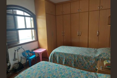 Casa à venda com 360m², 3 quartos e 4 vagas