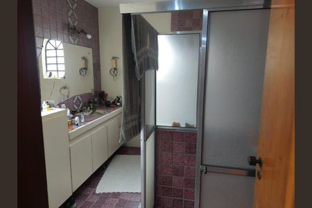 Casa à venda com 360m², 3 quartos e 4 vagas