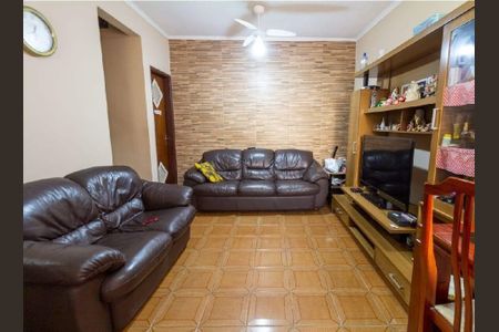 Casa à venda com 250m², 5 quartos e sem vaga