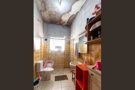 Casa à venda com 250m², 5 quartos e sem vaga