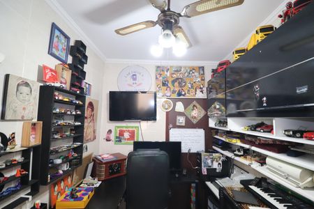 Casa à venda com 489m², 3 quartos e 5 vagasEscritório