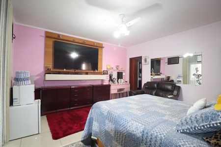 Casa à venda com 489m², 3 quartos e 5 vagasSuíte