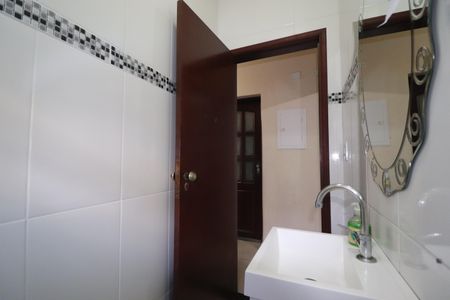 Casa à venda com 489m², 3 quartos e 5 vagasLavabo 1