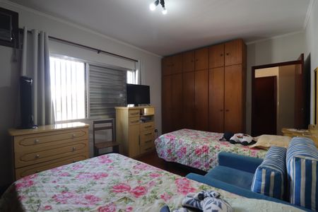 Casa à venda com 489m², 3 quartos e 5 vagasQuarto 1