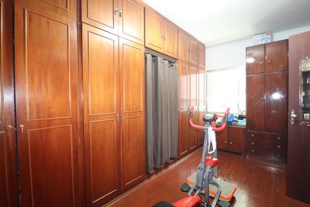 Casa à venda com 489m², 3 quartos e 5 vagasQuarto 2