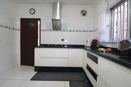 Casa à venda com 489m², 3 quartos e 5 vagasCozinha