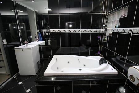 Casa à venda com 137m², 3 quartos e sem vagaBanheiro da Suíte