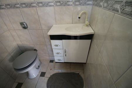 Casa à venda com 137m², 3 quartos e sem vagaBanheiro da Piscina