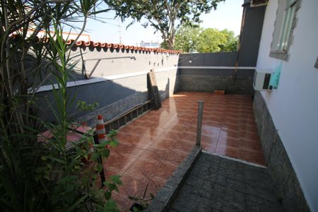 Casa à venda com 137m², 3 quartos e sem vagaQuintal e Canil