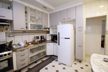 Casa à venda com 137m², 3 quartos e sem vagaCozinha