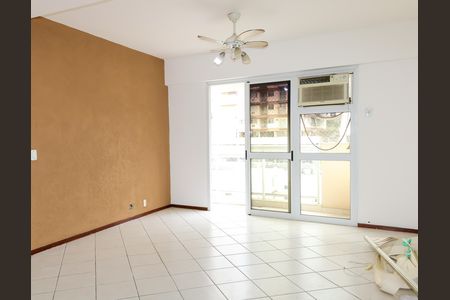 Apartamento para alugar com 75m², 3 quartos e 1 vaga Apartamento para alugar com 75m², 3 quartos e 1 vagaSala