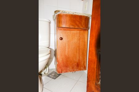 Apartamento para alugar com 75m², 3 quartos e 1 vaga Apartamento para alugar com 75m², 3 quartos e 1 vagaBanheiro Social