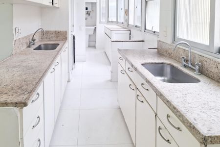 Apartamento à venda com 163m², 3 quartos e 1 vagaCozinha