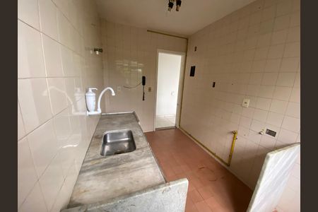 Apartamento para alugar com 75m², 2 quartos e 2 vagas Apartamento para alugar com 75m², 2 quartos e 2 vagasCozinha