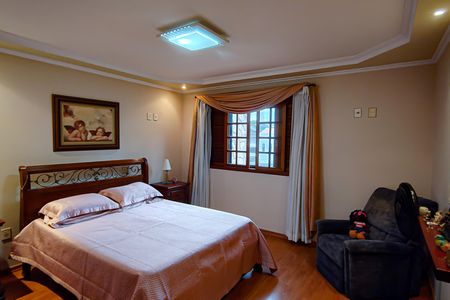 Casa à venda com 622m², 4 quartos e 2 vagasSuite 3 Master