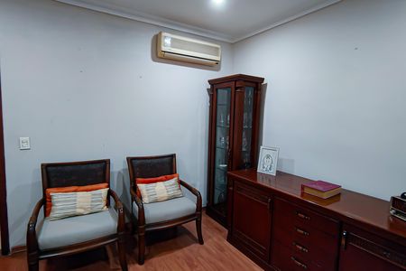 Casa à venda com 622m², 4 quartos e 2 vagasQuarto 1