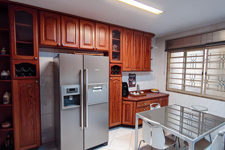 Casa à venda com 622m², 4 quartos e 2 vagasCozinha