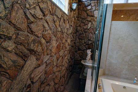 Casa à venda com 622m², 4 quartos e 2 vagasBanheiro/Suite  3 Master