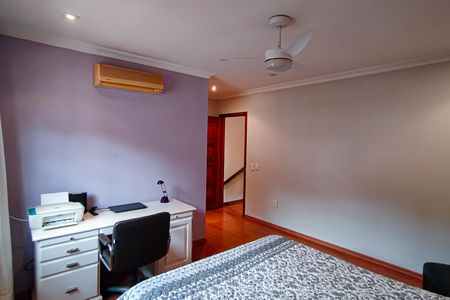 Casa à venda com 622m², 4 quartos e 2 vagas Suite