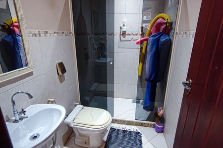 Casa à venda com 622m², 4 quartos e 2 vagasBanheiro de Serviço