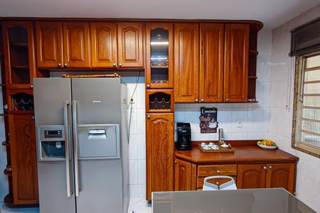 Casa à venda com 622m², 4 quartos e 2 vagasCozinha