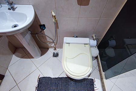 Casa à venda com 622m², 4 quartos e 2 vagasBanheiro de Serviço