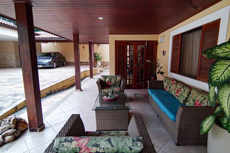 Casa à venda com 622m², 4 quartos e 2 vagasArea comum